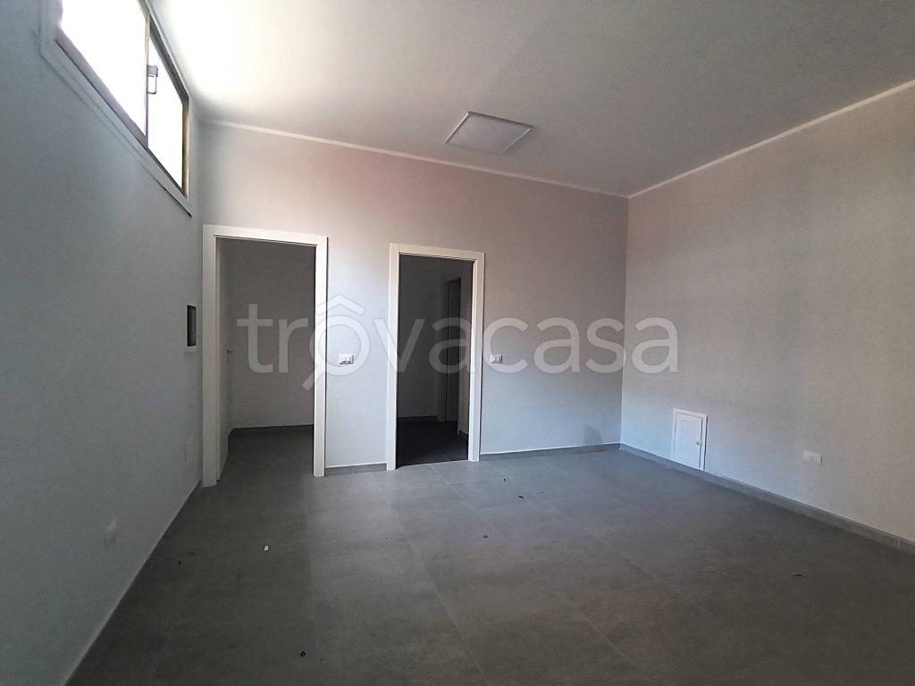 negozio in affitto a Palermo in zona Resuttana