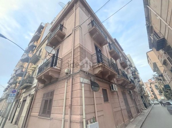 appartamento in affitto a Palermo in zona Zisa
