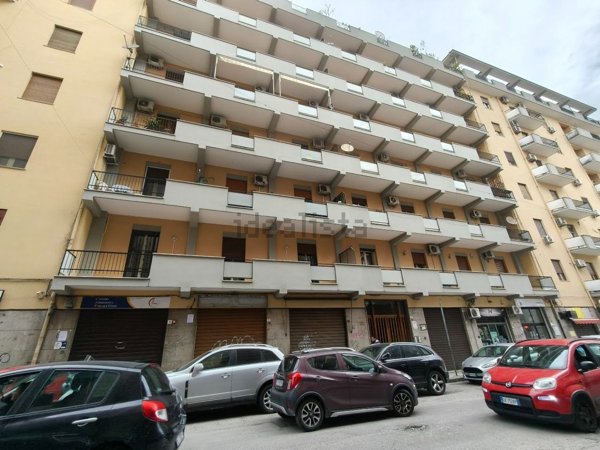 locale commerciale in affitto a Palermo in zona Noce