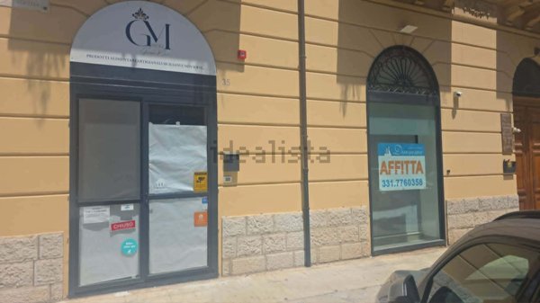 negozio in affitto a Palermo in zona Politeama