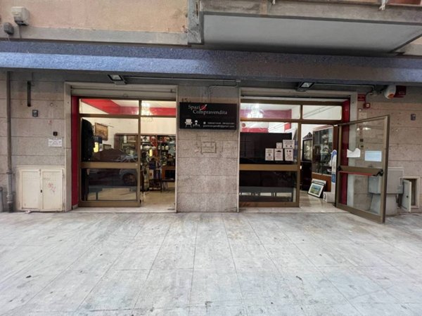 negozio in affitto a Palermo in zona Libertà