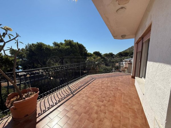 appartamento in affitto a Palermo in zona Addaura