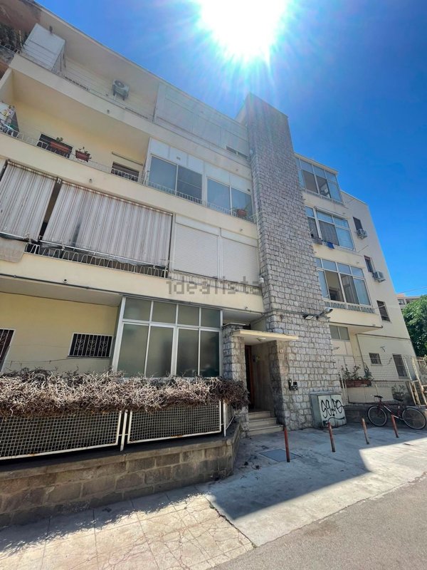 appartamento in affitto a Palermo in zona Malaspina/Palagonia