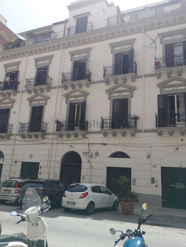 appartamento in affitto a Palermo in zona Politeama