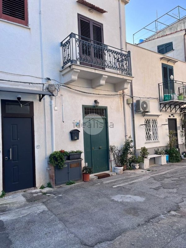 appartamento in affitto a Palermo in zona Mondello