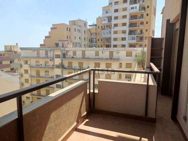 appartamento in affitto a Palermo in zona Politeama
