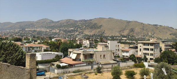 appartamento in affitto a Palermo in zona Mezzomonreale