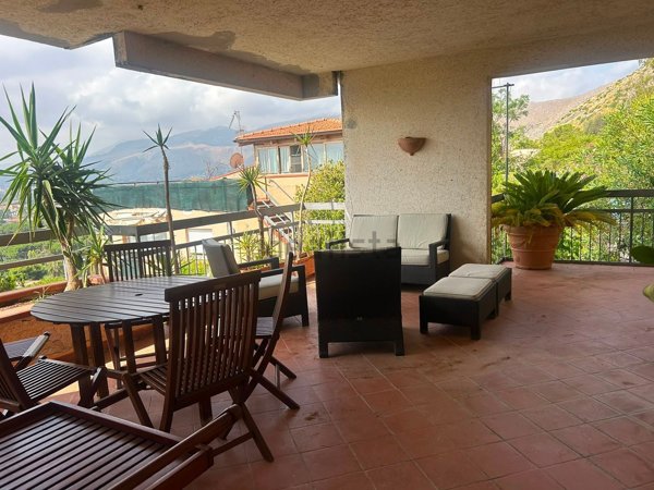 appartamento in affitto a Palermo in zona Mondello