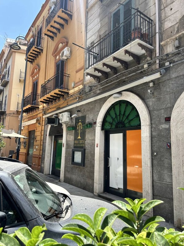locale commerciale in affitto a Palermo