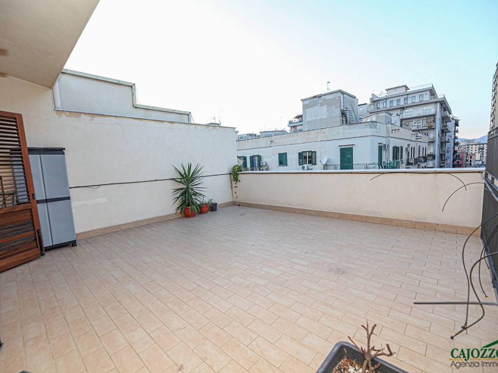 appartamento in affitto a Palermo in zona Politeama