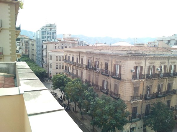 appartamento in affitto a Palermo in zona Politeama