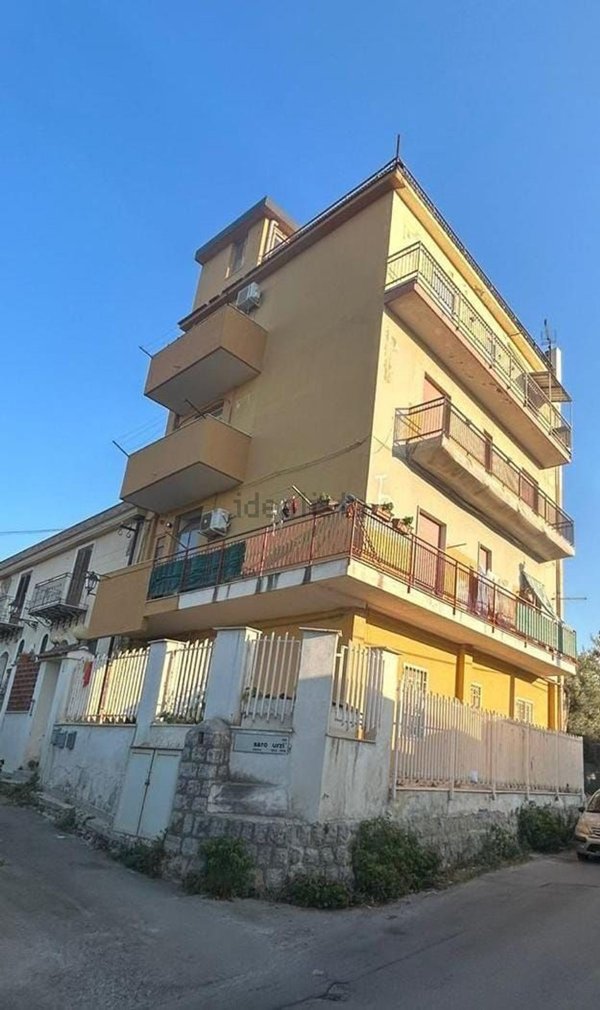 appartamento in affitto a Palermo in zona Mezzomonreale