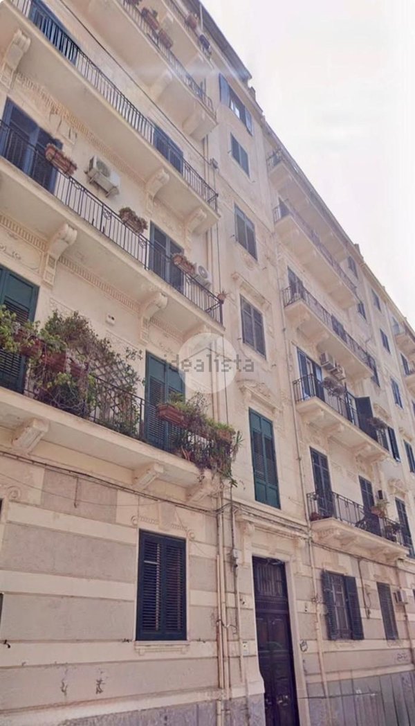 appartamento in affitto a Palermo in zona Politeama
