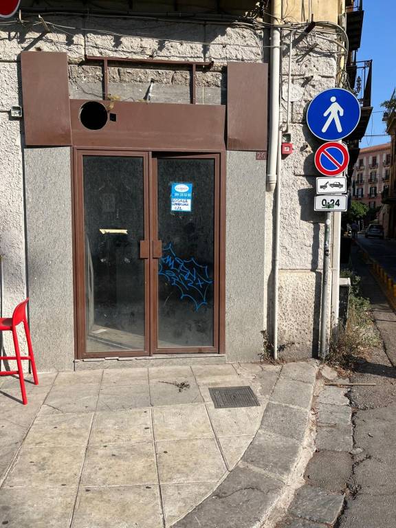 negozio in affitto a Palermo in zona Libertà