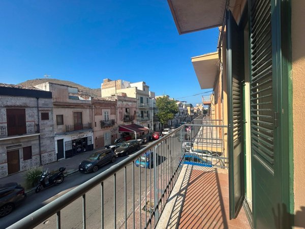 appartamento in affitto a Palermo in zona Partanna
