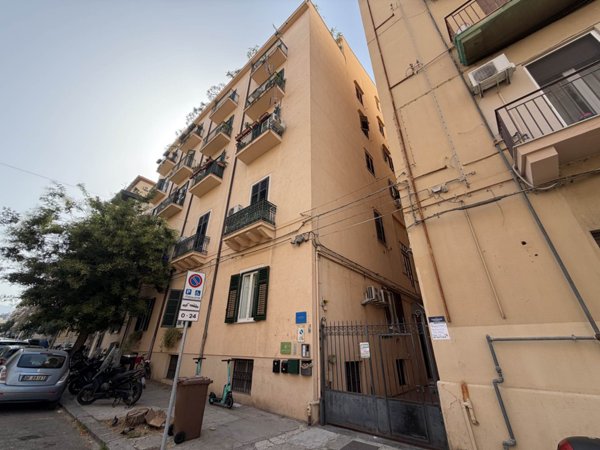 ufficio in affitto a Palermo in zona Libertà