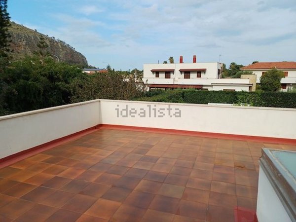 appartamento in affitto a Palermo in zona Mondello