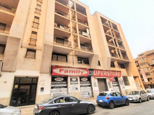 appartamento in affitto a Palermo in zona Montegrappa / Santa Rosalia