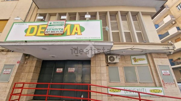 ufficio in affitto a Palermo in zona Oreto