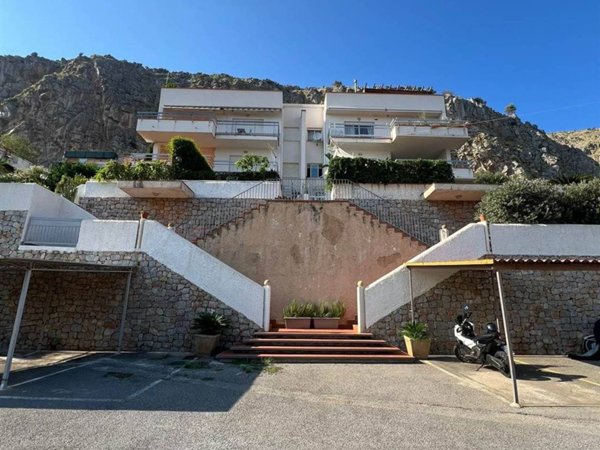 appartamento in affitto a Palermo in zona Mondello