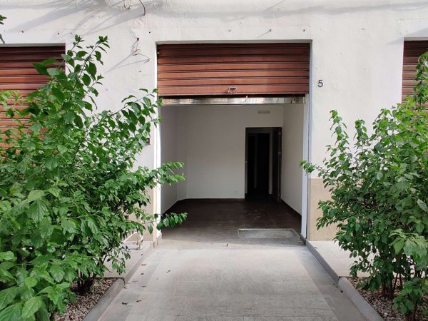 locale commerciale in affitto a Palermo