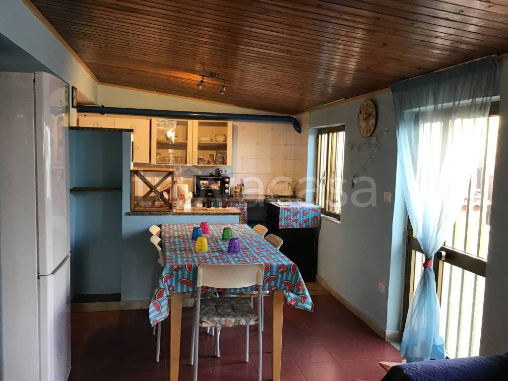 casa indipendente in affitto a Palermo in zona Mondello