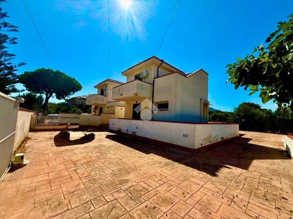 appartamento in affitto a Palermo in zona Mondello