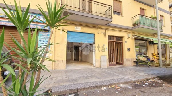 locale commerciale in affitto a Palermo in zona Calatafimi / Cuba