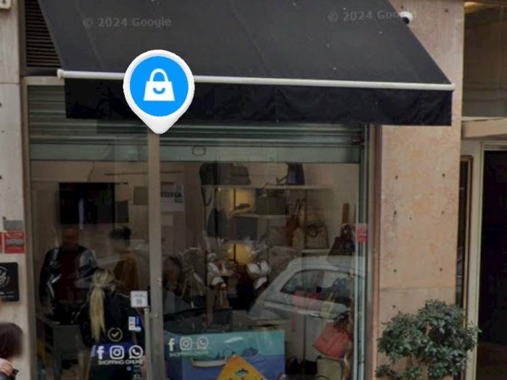negozio in affitto a Palermo in zona Politeama