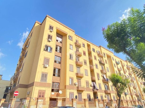 appartamento in affitto a Palermo in zona Montegrappa / Santa Rosalia