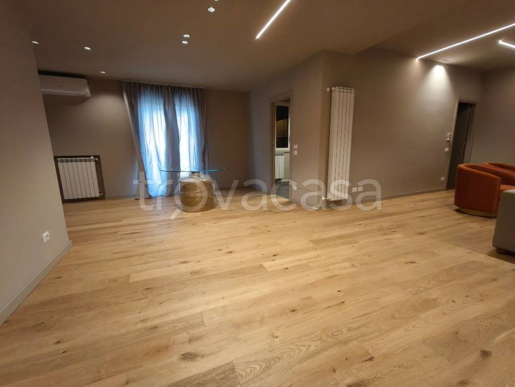 appartamento in affitto a Palermo in zona Zisa