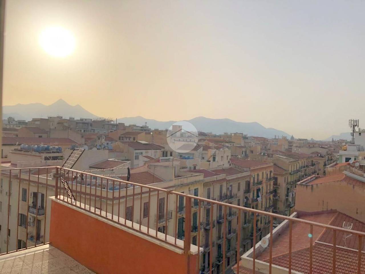 appartamento in affitto a Palermo in zona Montegrappa / Santa Rosalia