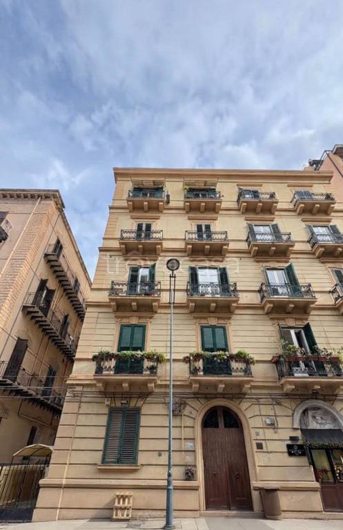 appartamento in affitto a Palermo in zona Politeama