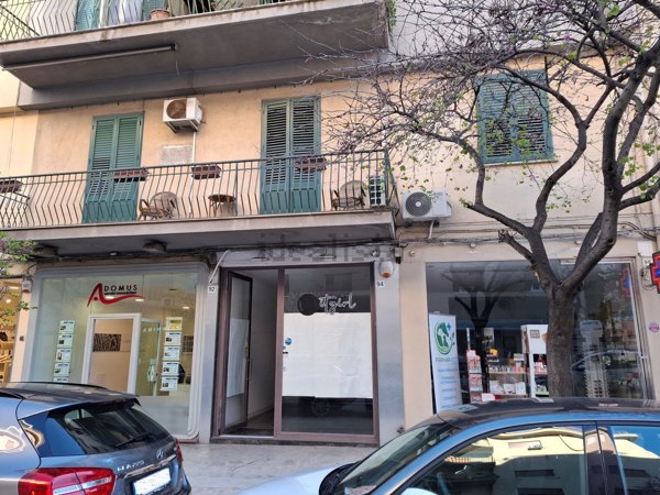 locale commerciale in affitto a Palermo in zona Libertà