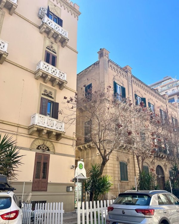 appartamento in affitto a Palermo in zona Politeama