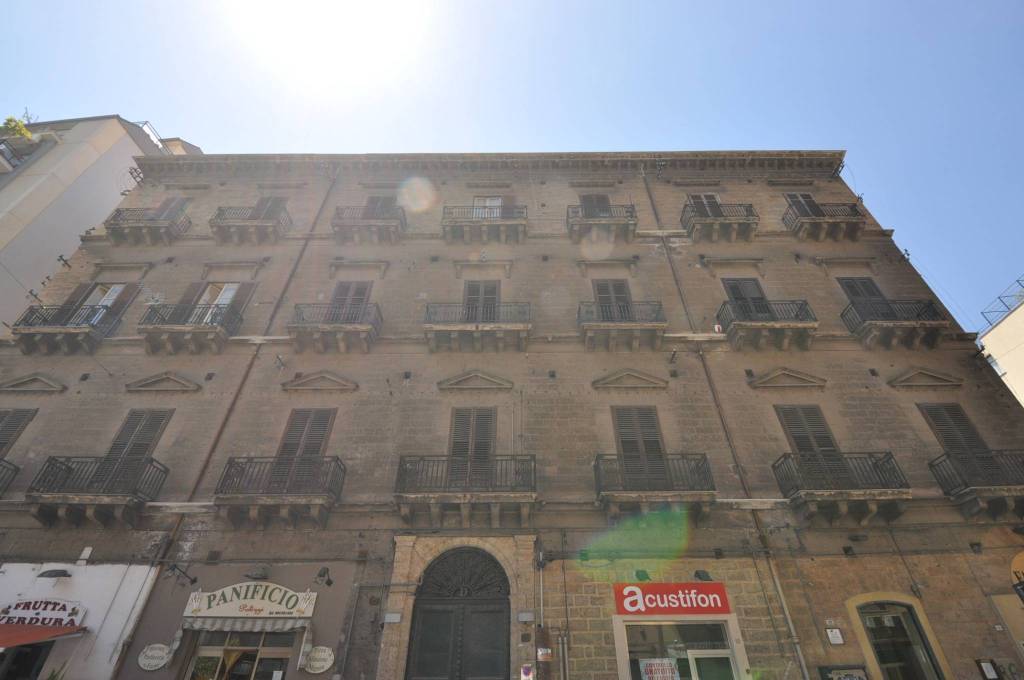 appartamento in affitto a Palermo in zona Politeama