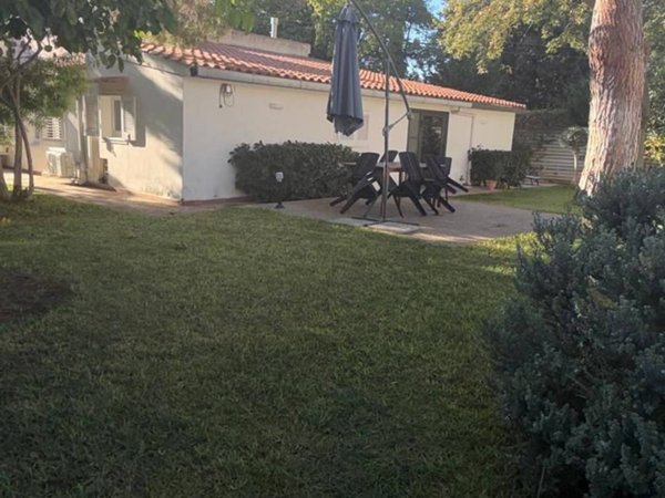 casa indipendente in affitto a Palermo in zona Mondello