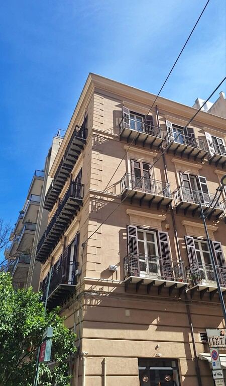 negozio in affitto a Palermo in zona Politeama