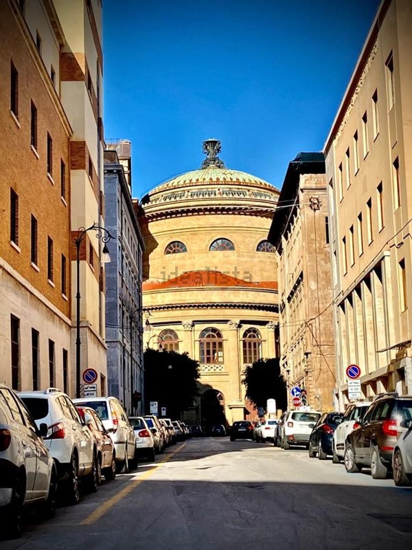 appartamento in affitto a Palermo in zona Politeama