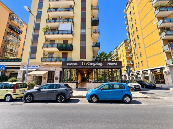 locale commerciale in affitto a Palermo in zona Uditore