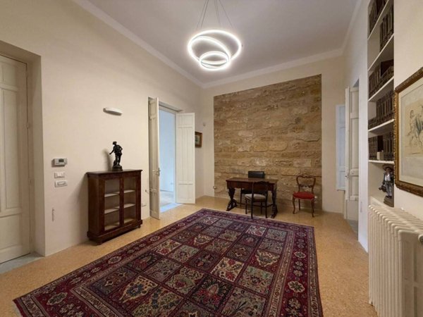 appartamento in affitto a Palermo in zona Politeama