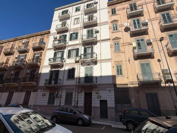appartamento in affitto a Palermo in zona Montegrappa / Santa Rosalia