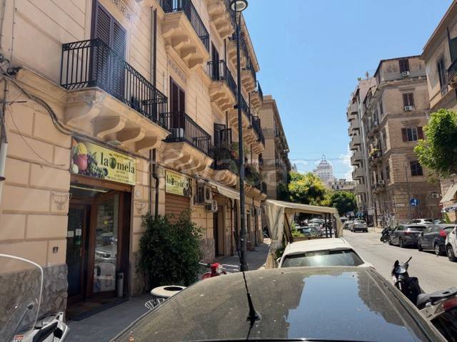 appartamento in affitto a Palermo in zona Politeama