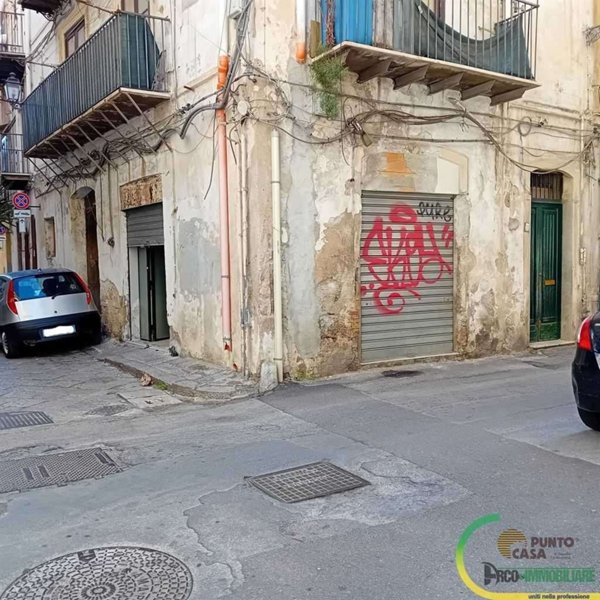 negozio in affitto a Palermo
