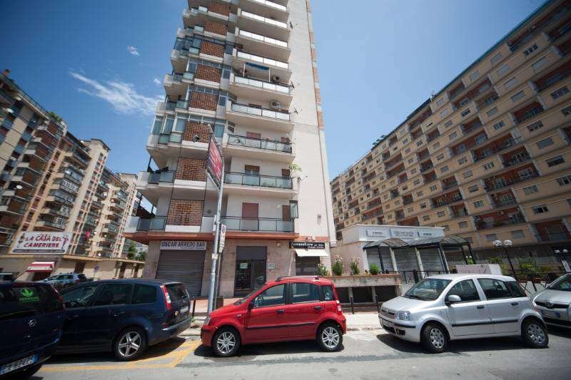 locale commerciale in affitto a Palermo