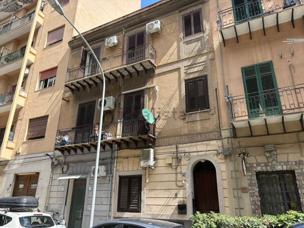 appartamento in affitto a Palermo in zona Zisa