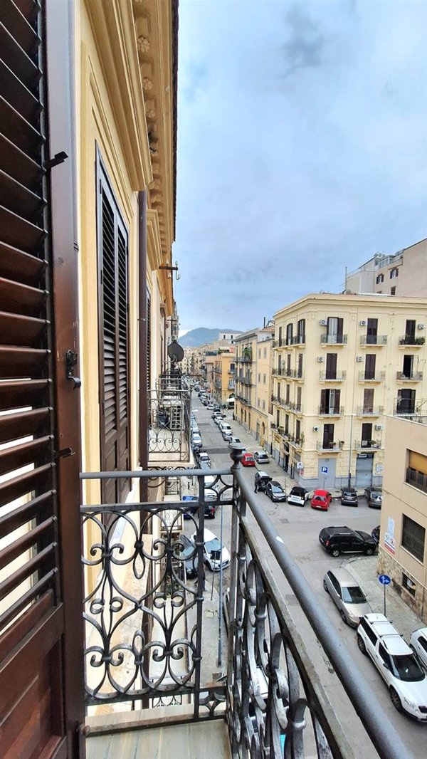 appartamento in affitto a Palermo in zona Politeama