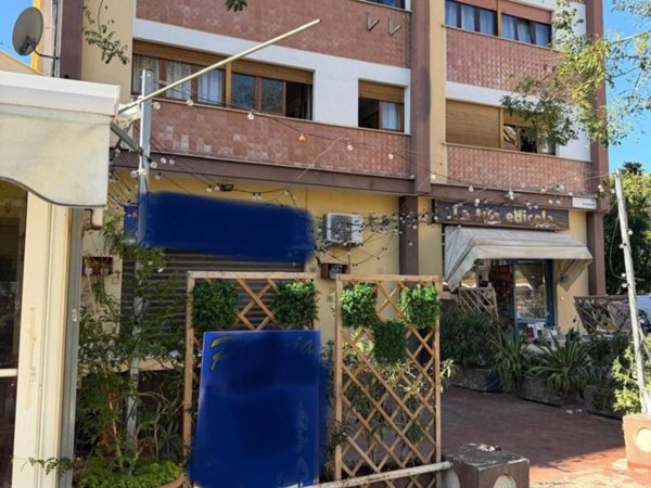 locale commerciale in affitto a Palermo in zona Libertà