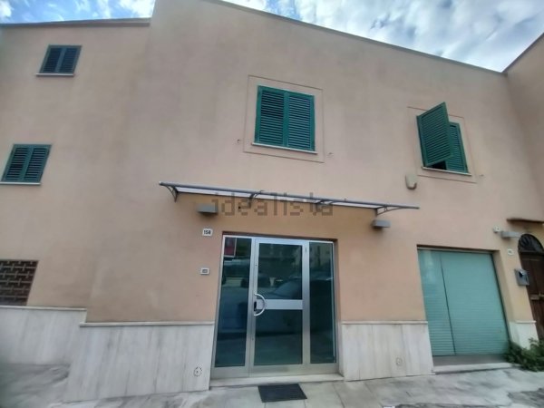 ufficio in affitto a Palermo in zona Malaspina/Palagonia