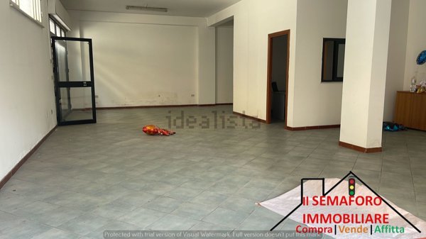 locale commerciale in affitto a Partinico